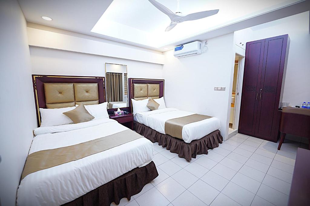 Executive Delax Twin in Uttara Sector 1